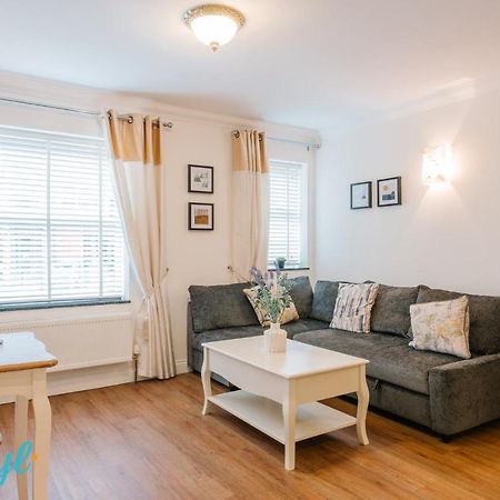 The Flat 2 By Sheryl - Stone Throw To Northampton Gen Hosp & Town Centre Apartman Kültér fotó
